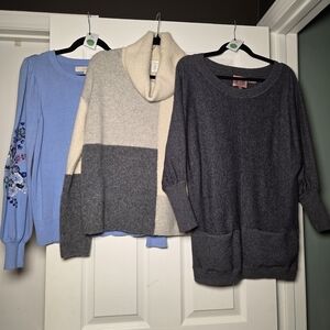 Women's Medium Sweater Bundle